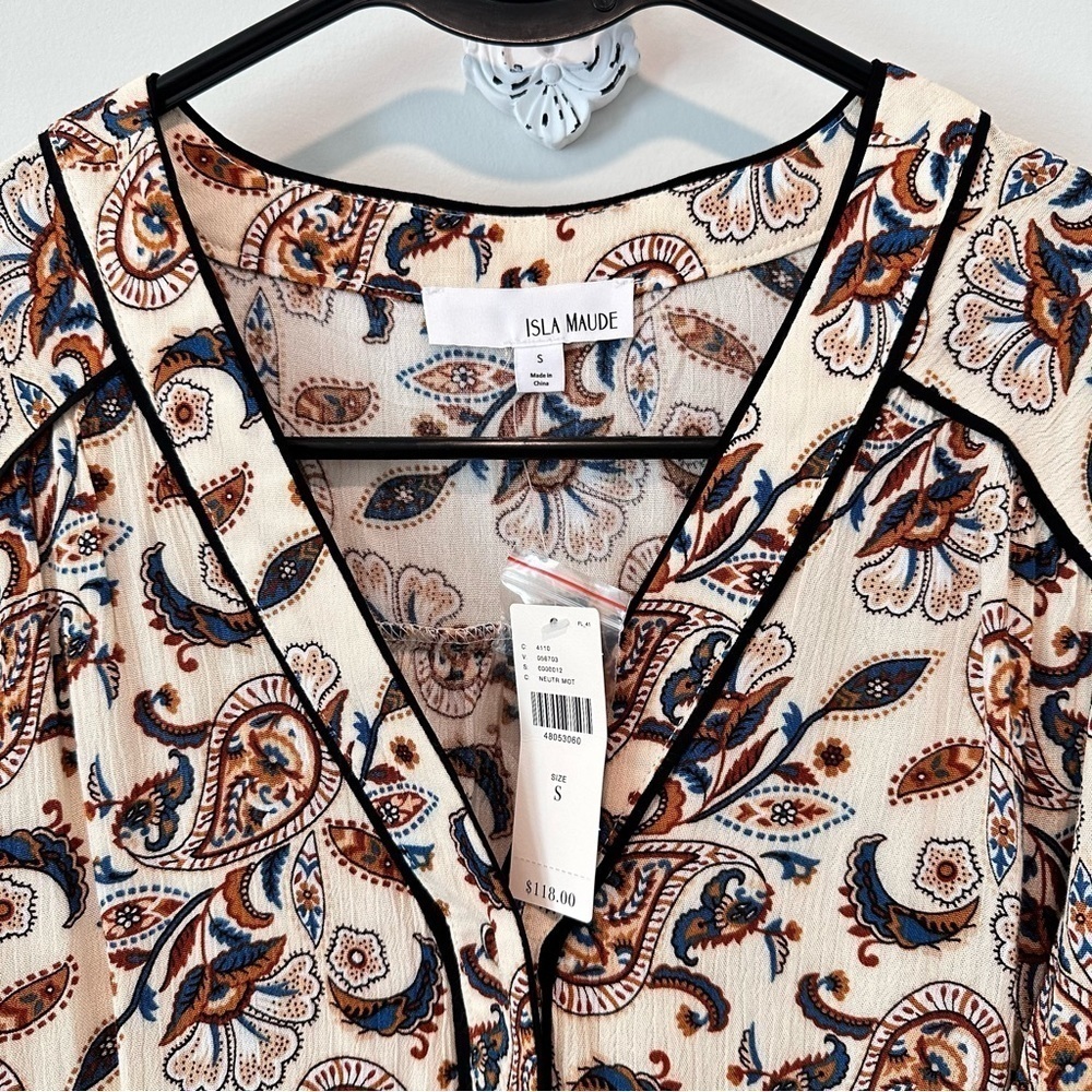 Isla Maude Anthropologie Perla Tied-Sleeve Buttondown - Picture 3 of 14